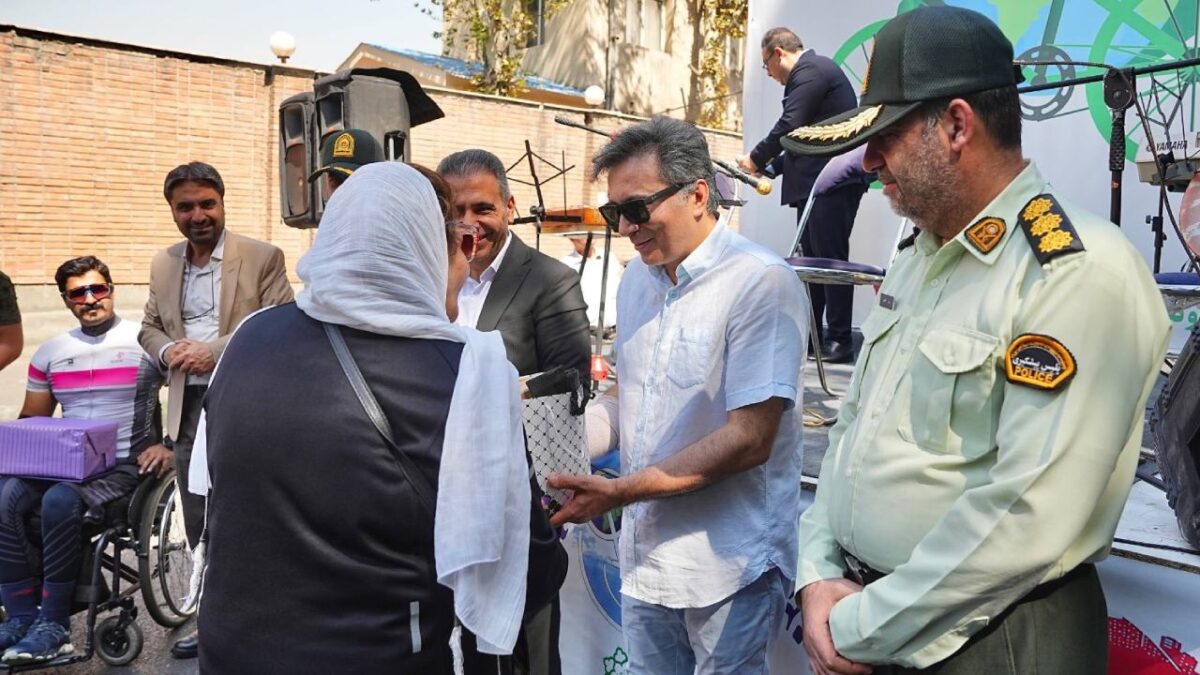 مجید اخشابی در روز جهانی بدون خودرو